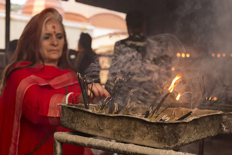 Zeffi-Devi-Ceremony